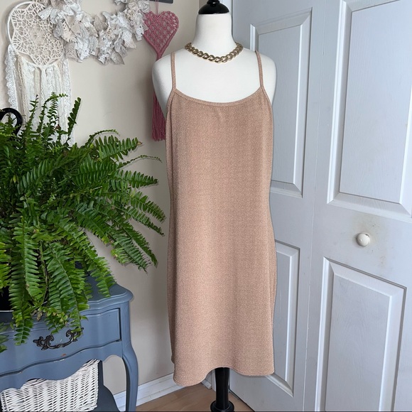 Gas & Company Dresses & Skirts - Beige Bodycon Scoop Neck Cami Dress